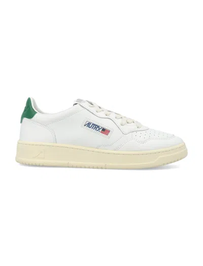 Autry Medalist Low Sneakers In White