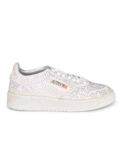 Autry "medalist Low" Sneakers In White