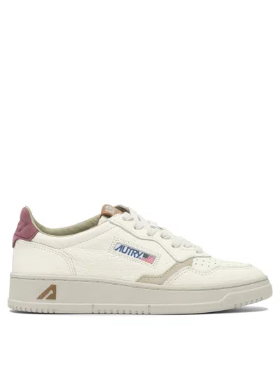 Autry "medalist Low" Sneakers In White