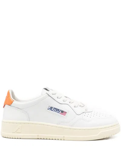 Autry Medalist Low Sneakers In White