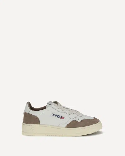 Autry Medalist Low Sneakers In White