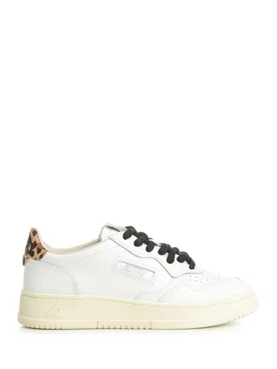 Autry Medalist Low Sneakers White