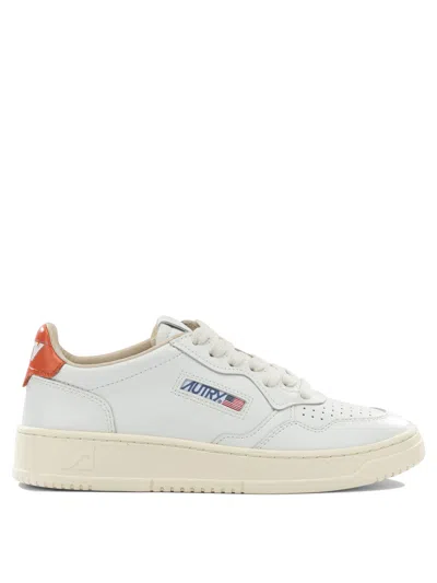 Autry "medalist Low" Sneakers In White
