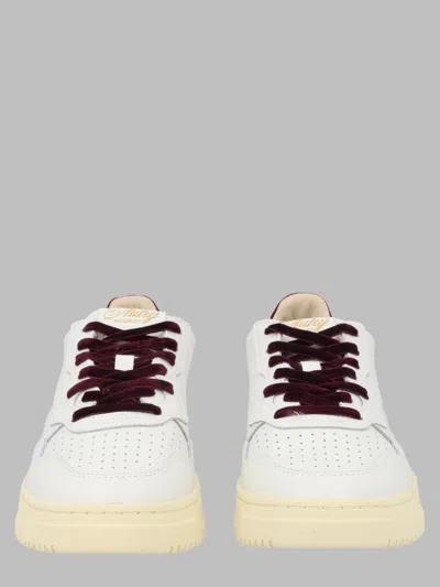 Autry Medalist Low Sneakers In White