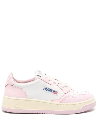 Autry Medalist Low Leather Sneakers In Blush Bride