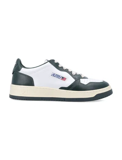 Autry Medalist Low Sneakers In White Mountain