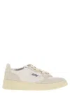 Autry Medalist Low Sneakers With Two Tone Glitter In Neutral