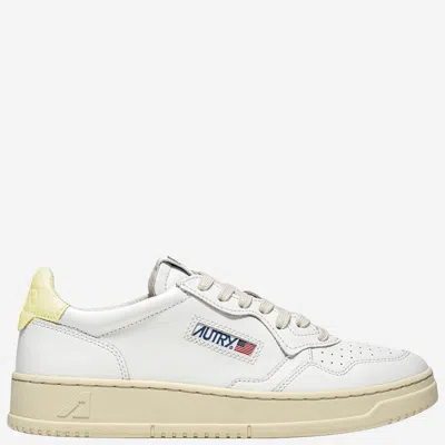 Autry Medalist Low Sneakers In Yellow