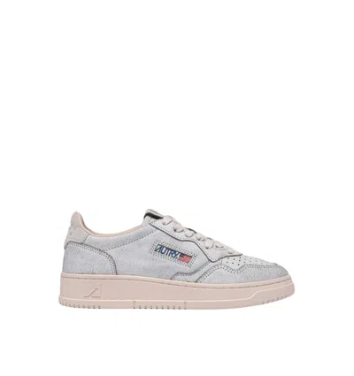 Autry Medalist Low Sue Scrap Wht Pinktint In Gray