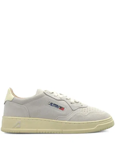AUTRY AUTRY "MEDALIST LOW" SUEDE SNEAKERS SHOES