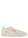 Autry Medalist Low Sneakers In Worn-out Effect Suede With Rhinestones In Neutral