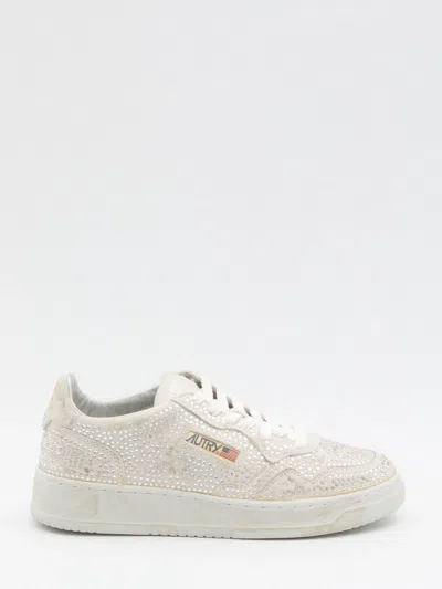 Autry Medalist Low - Suede Trainers With Rhinestones In White