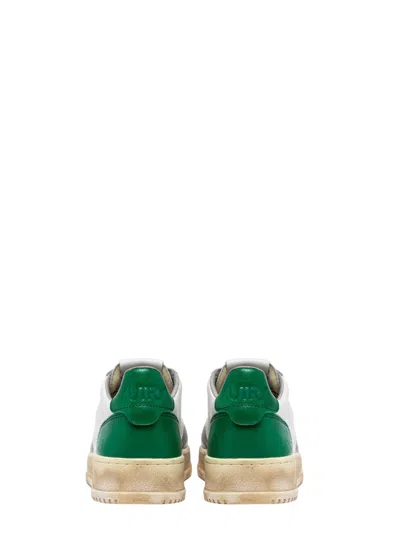 Autry Medalist Low Super Vintage Sneakers Color White Green And Gray