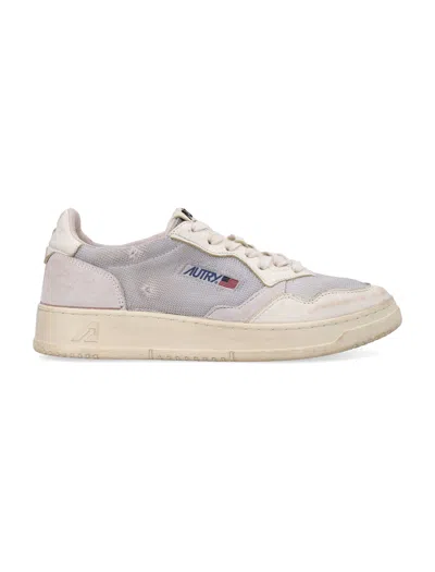 Autry Medalist Low Super Vintage Sneakers In Grey White