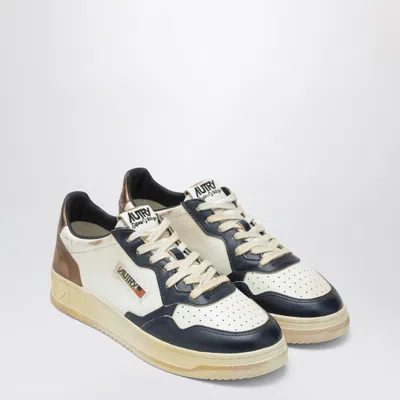 Autry Medalist Low Super Vintage Sneakers In White Blue Copper In Multi