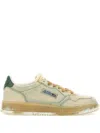 Autry Medalist Low Super Vintage Sneakers In Neutral