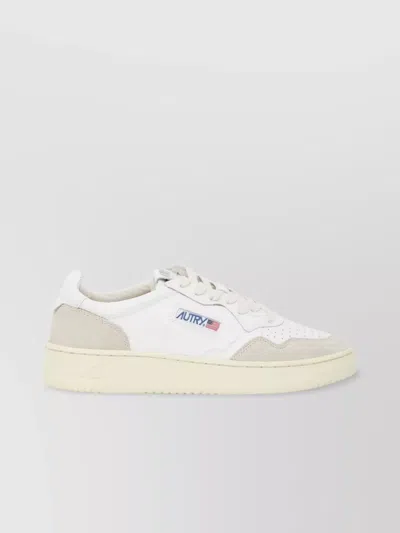 Autry Medalist Low Top Leather Sneakers In White