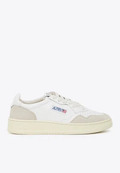 Autry Medalist Low-top Sneakers In White