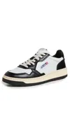 Autry Medalist Sneakers In Space