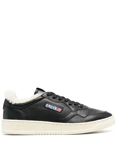 Autry Medalist Sneakers In Black