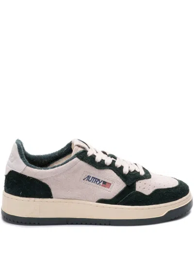 Autry Medalist Sneakers In White And Green Leather In Multi