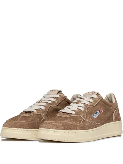 Autry Medalist Low-top Sneakers In Brown