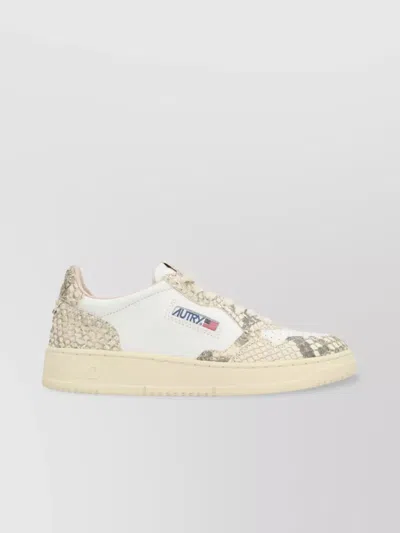 Autry Medalist Low-top Sneakers Leather Inserts In White