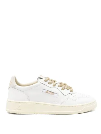 Autry Medalist Low-top Sneakers In Neutral