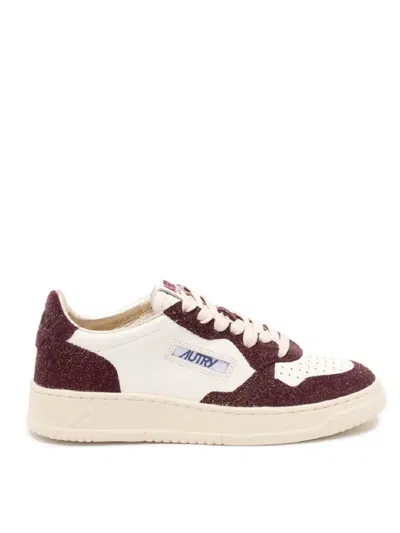 Autry Medalist Low-top Sneakers In Neutral