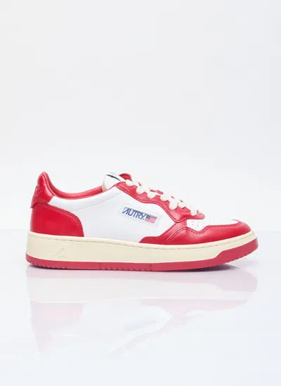 Autry Medalist Low Top Sneakers In Red