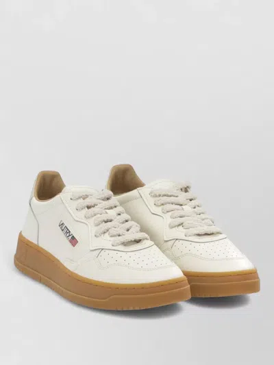 Autry Medalist Low Top Sneakers Rubber Sole In White