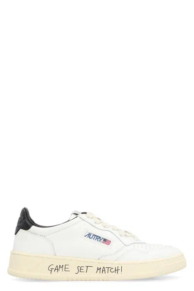 Autry Medalist Low-top Sneakers In White