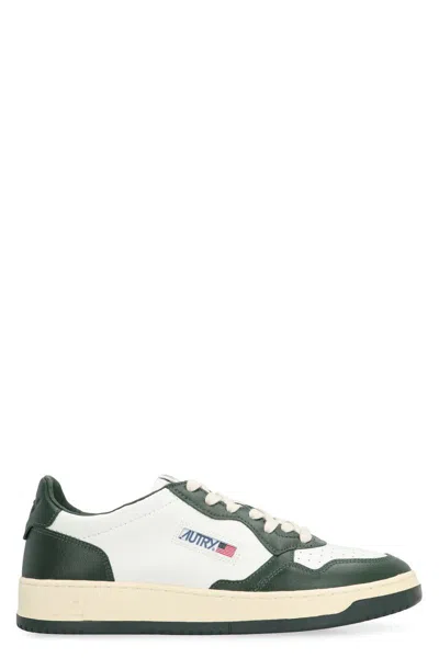 Autry Medalist Low-top Sneakers In White