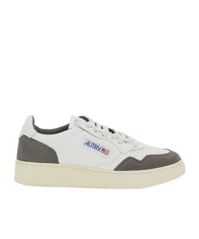 Autry Medalist Low-top Sneakers In White