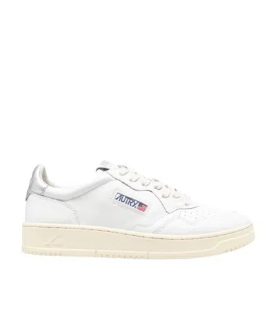 Autry Medalist Low-top Sneakers In White