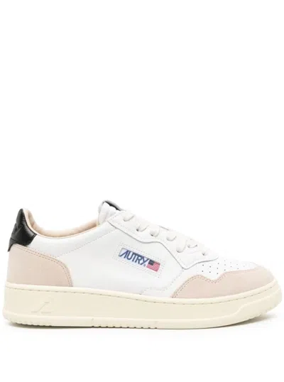 Autry Medalist Low-top Sneakers With Smooth Leather In White