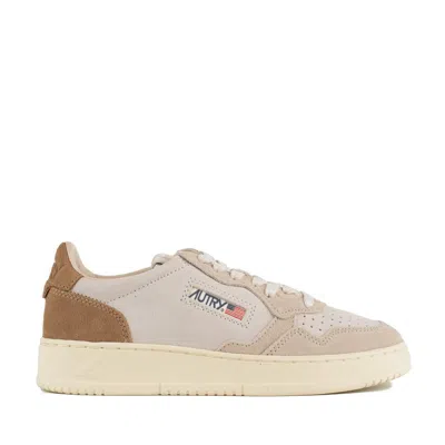 AUTRY AUTRY MEDALIST LOW TRICOLOR SAND AND CIGAR COLOR SUEDE SNEAKERS