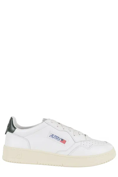 Autry Medalist Low In White