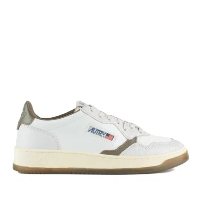 Autry Medalist Low White Leather And Covert Green Sneakers In White, Green
