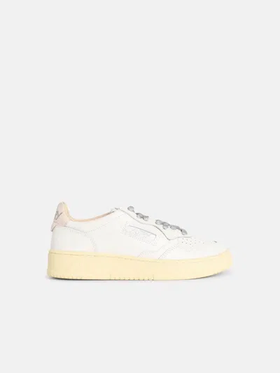 Autry 'medalist Low' White Leather Sneakers