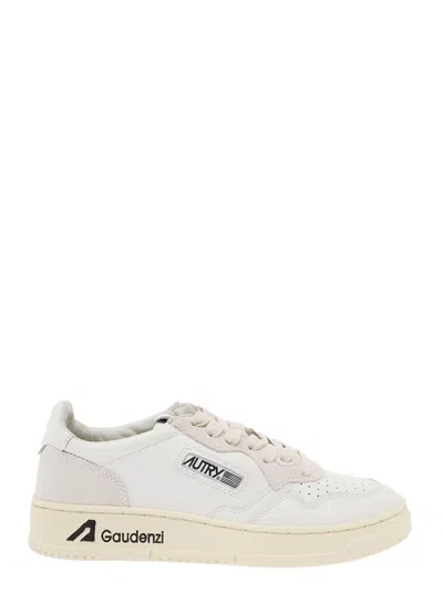 Autry Medalist Low White Sneakers With Suede Inserts And Logo Print On Platform In Leather Woman