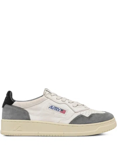 Autry Medalist Low Wmns "white / Grey" Sneakers