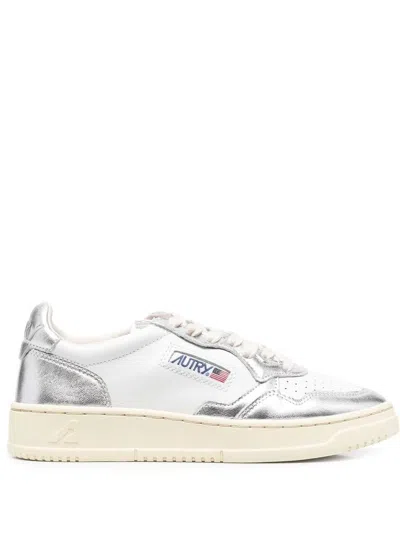 Autry Medalist Low Wom - Leat/leat Shoes In Wb18 Wht/silver