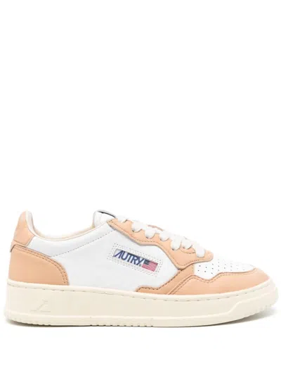 Autry Medalist Low Leather Sneakers In Braun