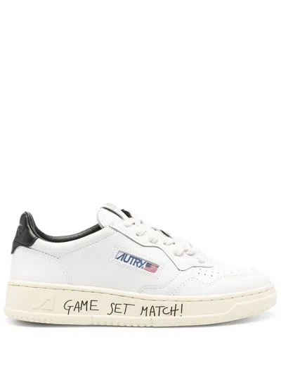 Autry Medalist Low Wom Match/leat Shoes In Wht/blk