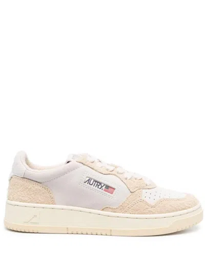 Autry Medalist Low Wom  Suede/hair Ecru Shoes