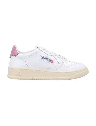 AUTRY MEDALIST LOW WOMANS SNEAKERS