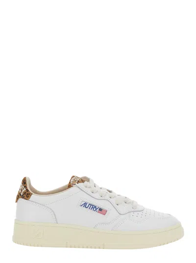 Autry Medalist Low-top Leather Sneaker For Women With Logo Patch Tongue And Leopard Motif In White