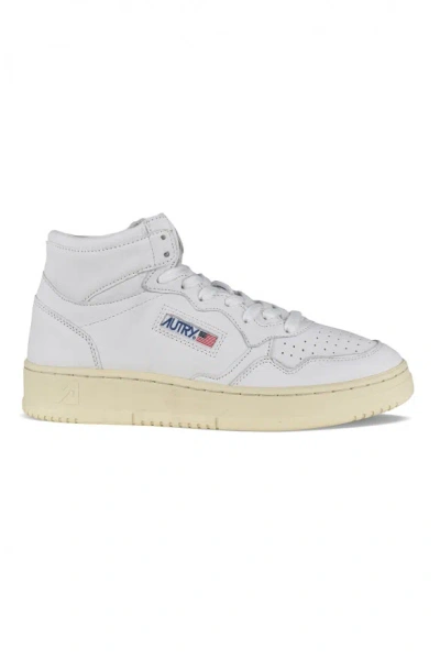 Autry Medalist Mid Sneakers In White
