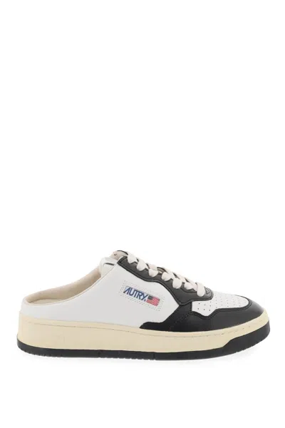 Autry Medalist Mule Sneakers In White,black